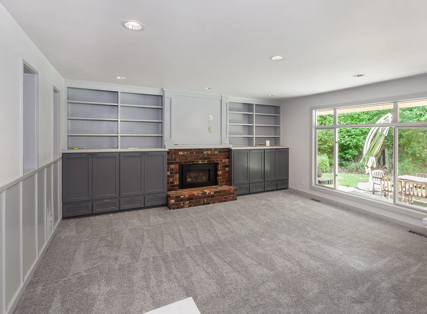 move-in and move-out cleaning services for residential and commercial properties in the collinsville illinois area.
