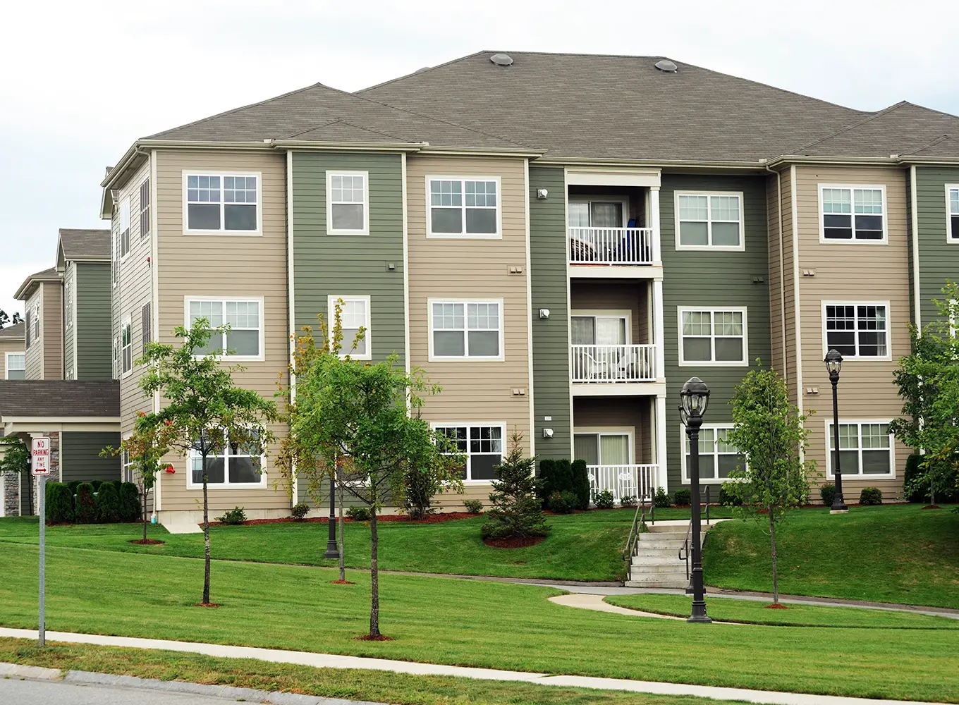 property management for apartment complexes near collinsville il