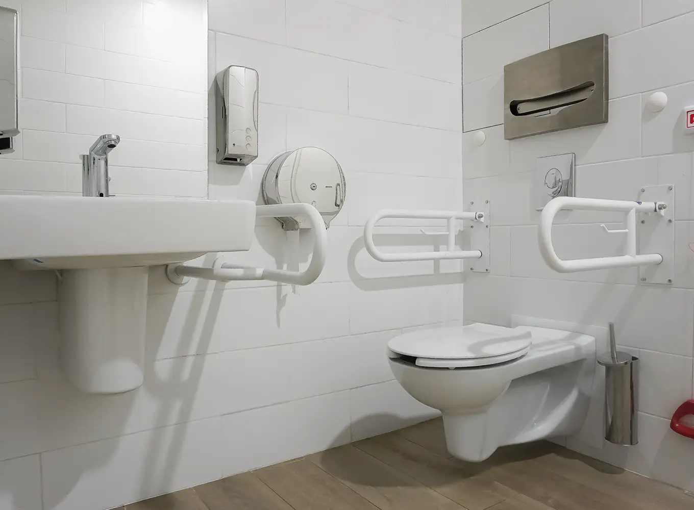 hospital and medical restroom cleaning company in the Collinsville IL