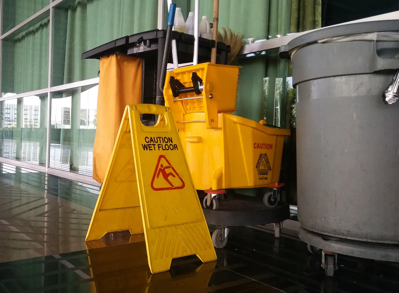 janitorial cleaning services for commercial properties in O'Fallon IL